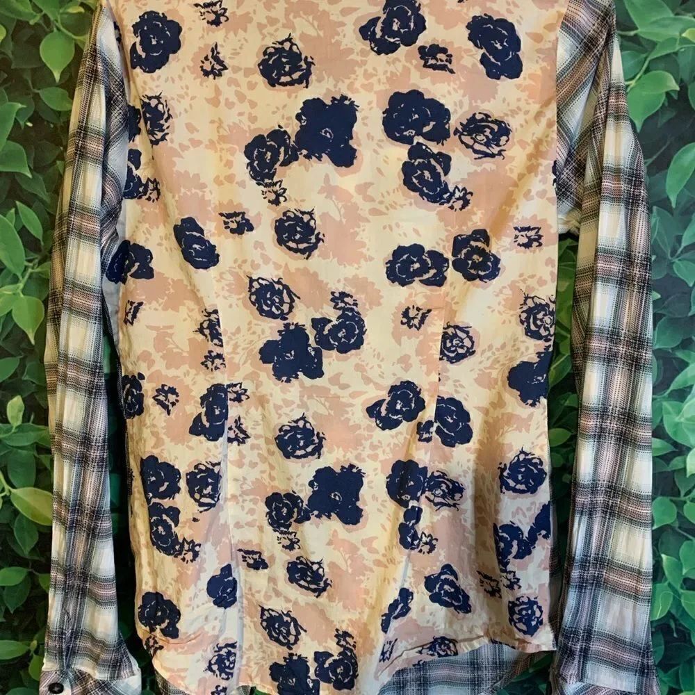 CAbi Button Down Blouse - Picture 2 of 3